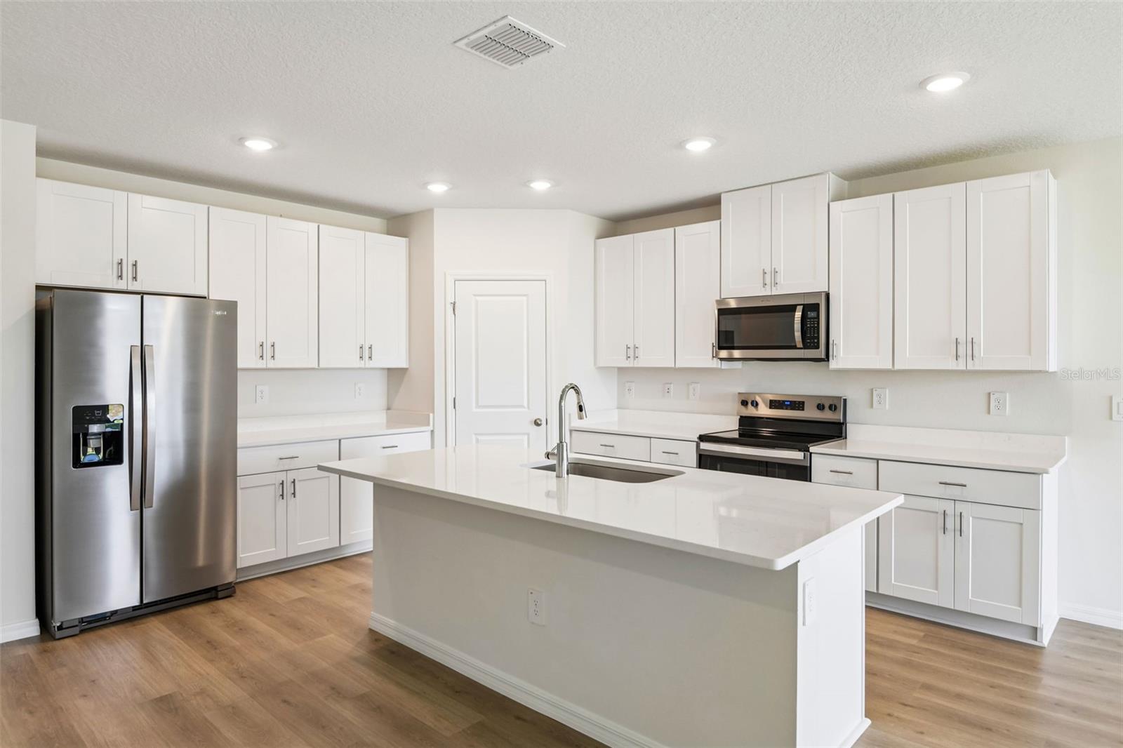 1631 Coolridge Pl Property Photo 14