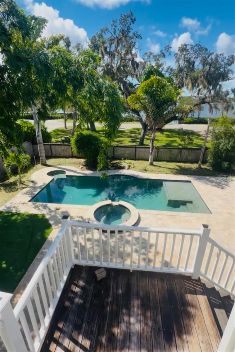 1740 Bayshore Dr Property Photo 1