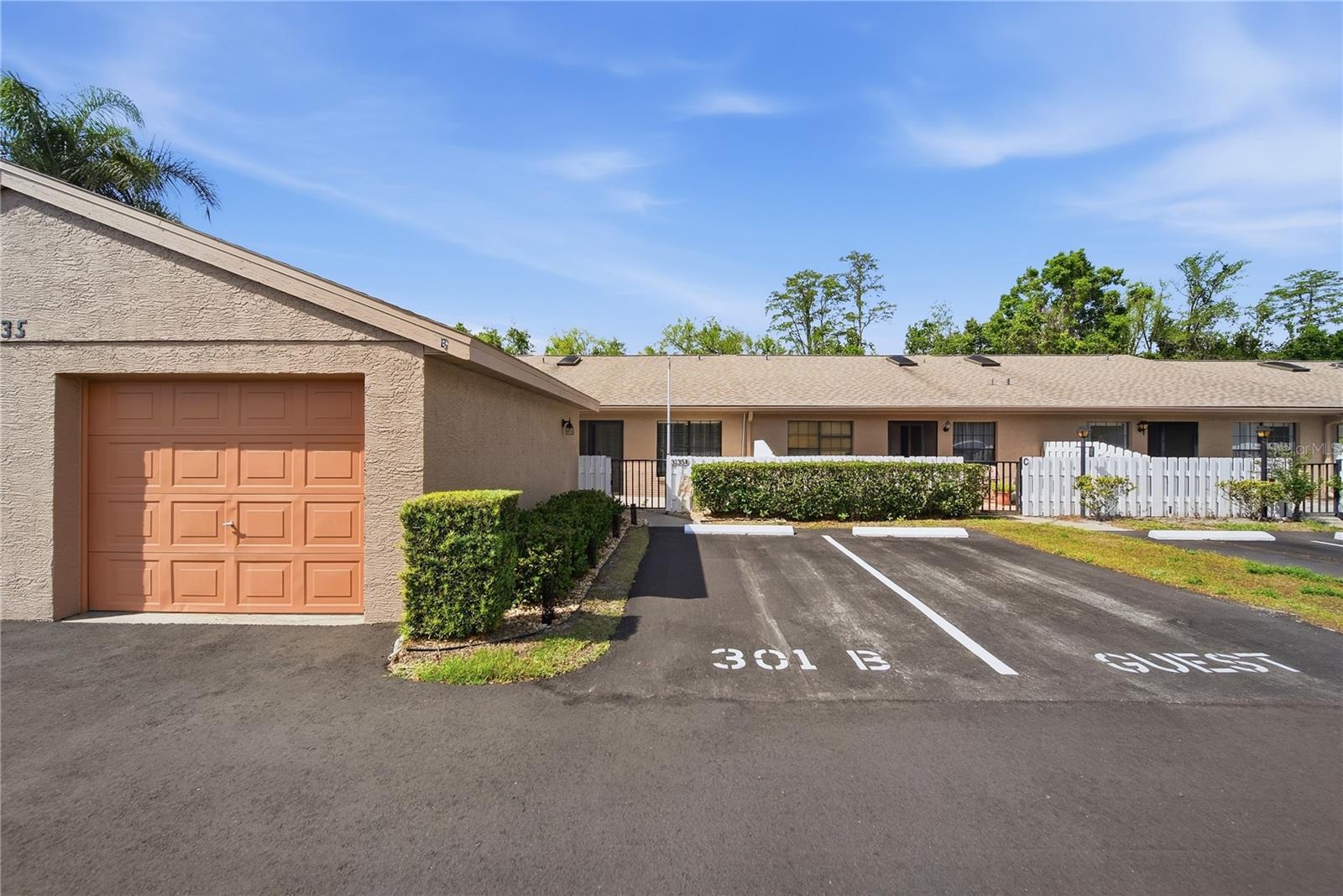 3135 Charter Club Dr #b Property Photo 2