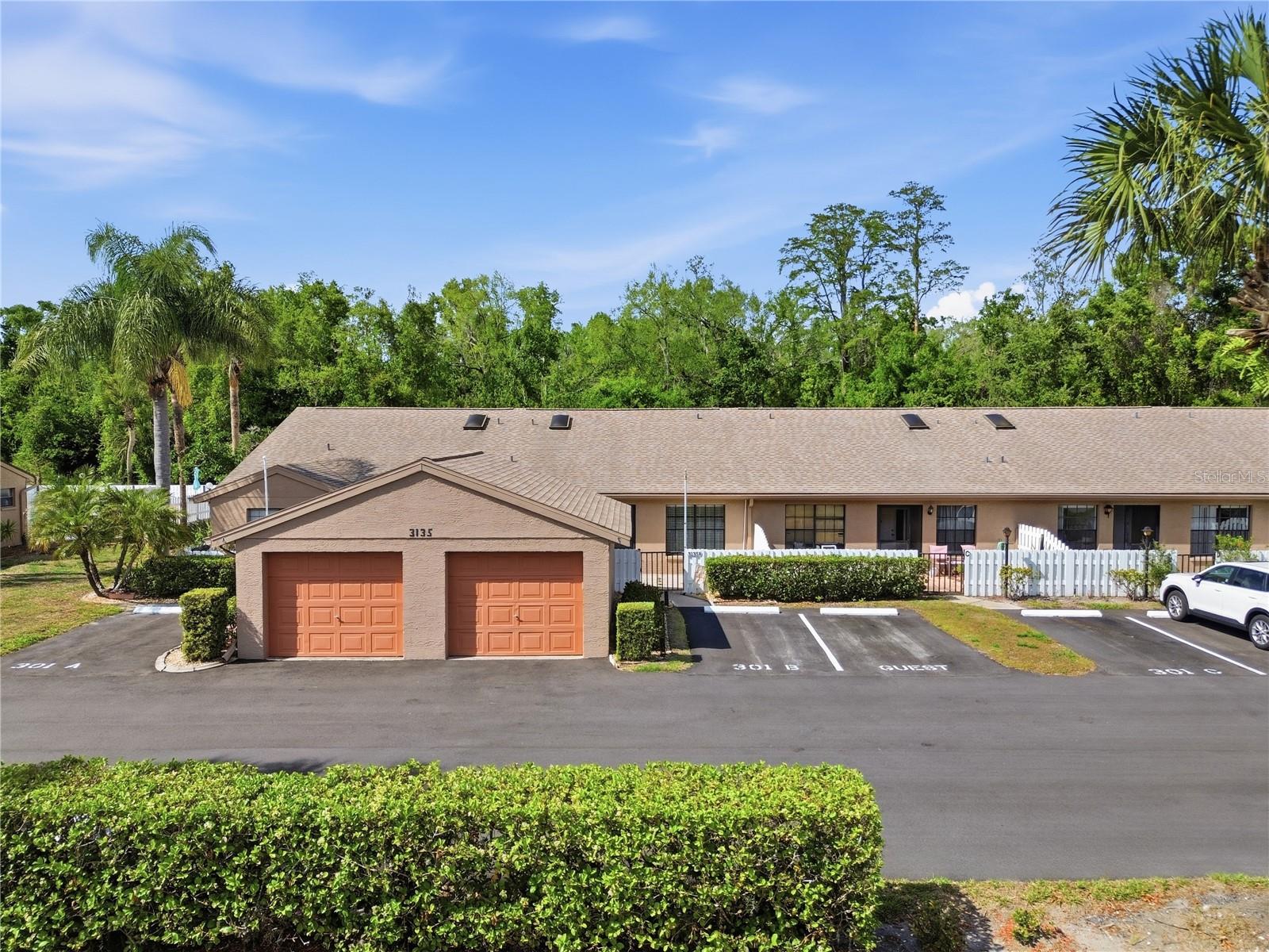 3135 Charter Club Dr #b Property Photo 3