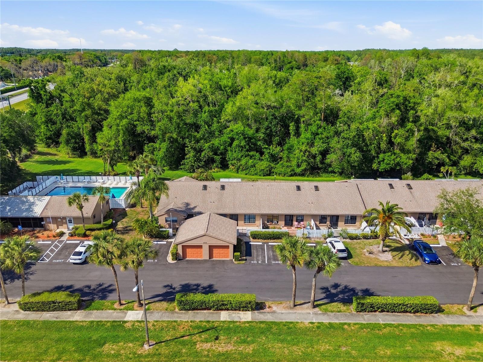 3135 Charter Club Dr #b Property Photo 4