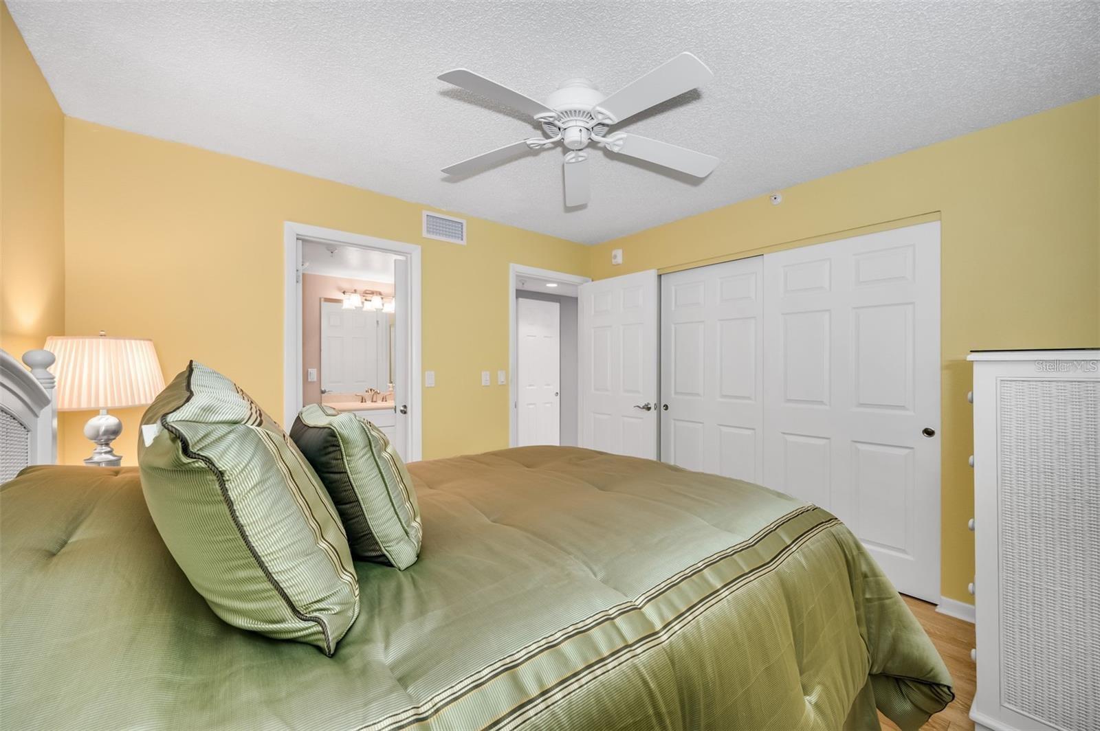 12924 Gulf Blvd #510 Property Photo 42
