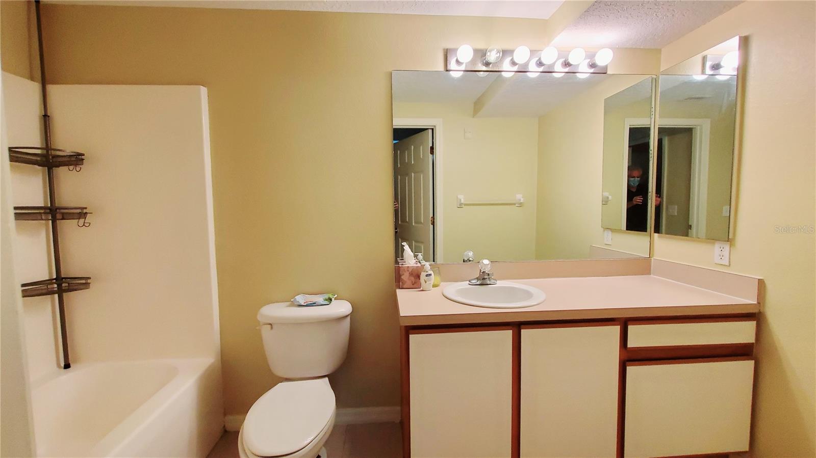 9612 Seadale Ct #101 Property Photo 11