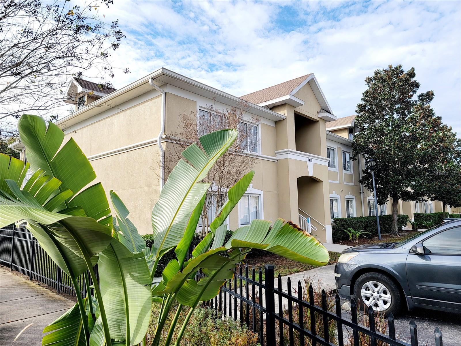6410 CYPRESSDALE DR #201 Property Photo 1
