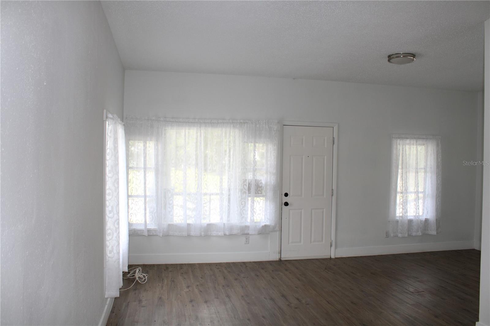 1106 E Dr Martin Luther King Jr Blvd Property Photo 11