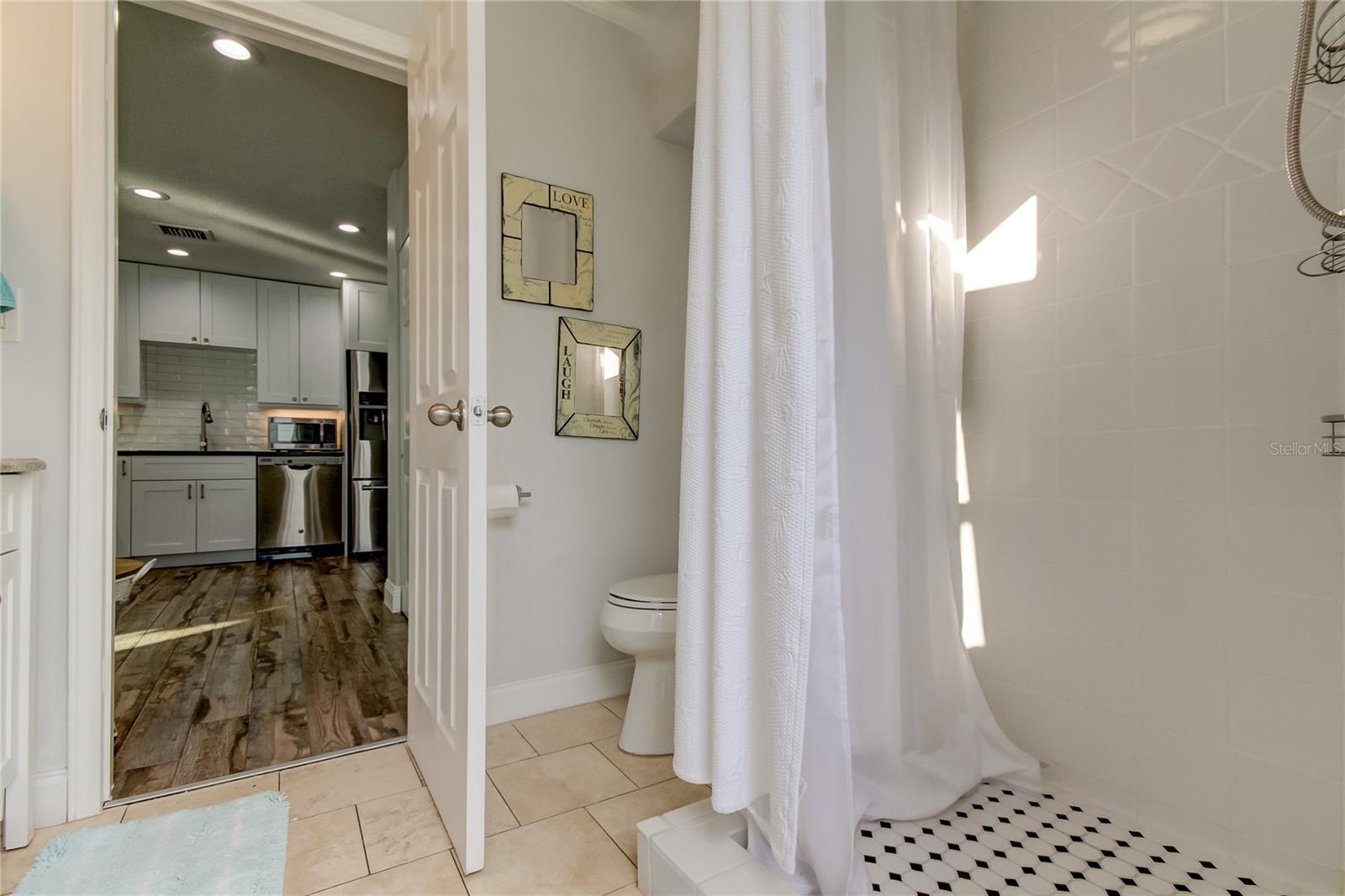 1907 2nd St Property Photo 22