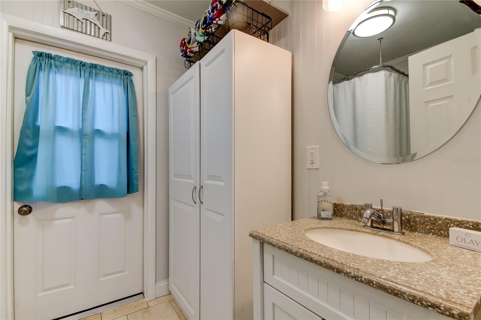 1907 2nd St Property Photo 23