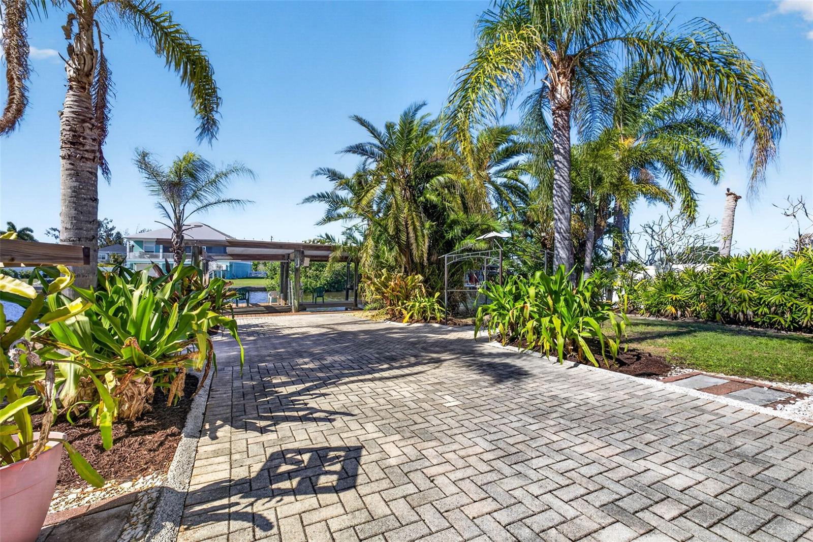 821 Blue Heron Blvd Property Photo 62