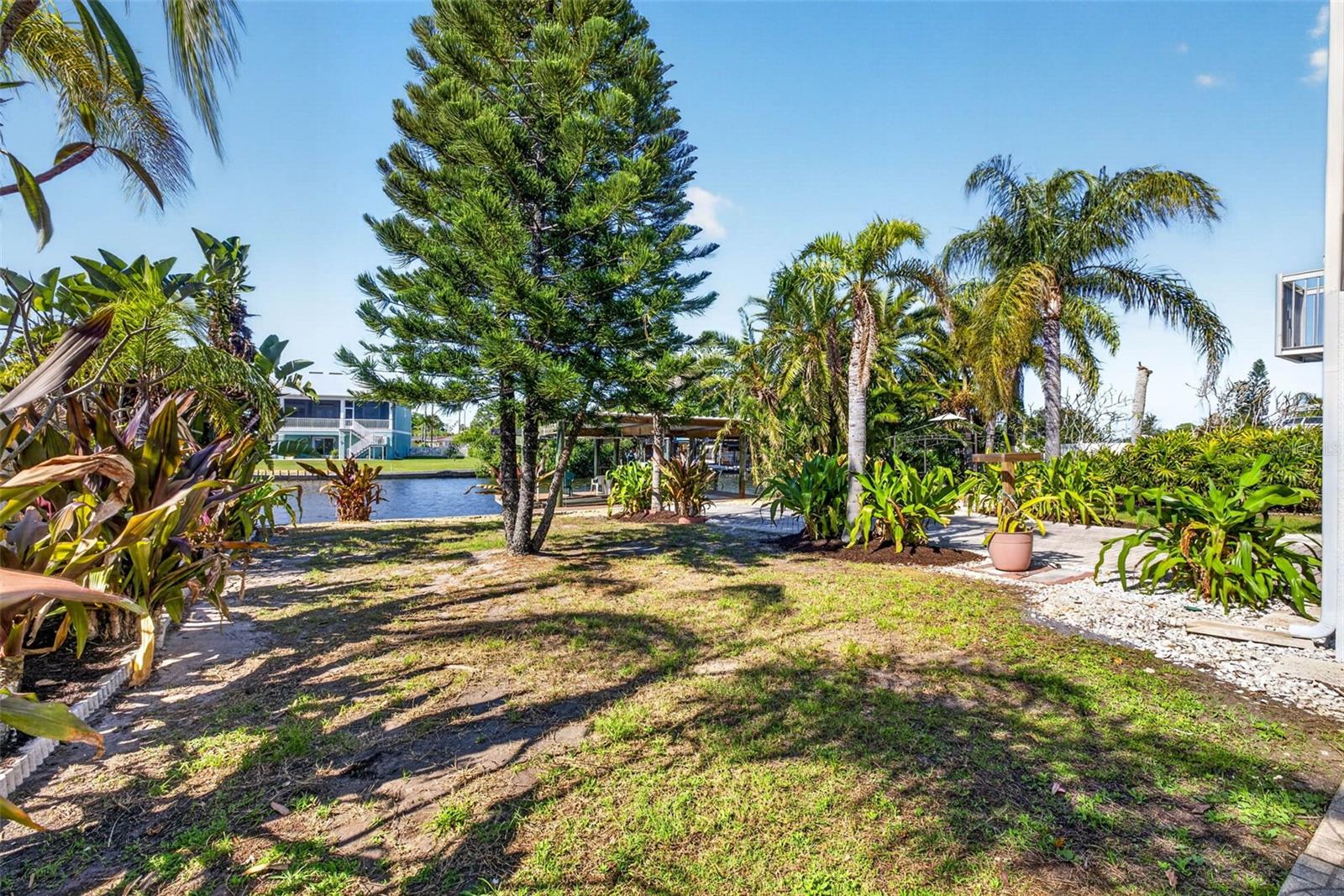 821 Blue Heron Blvd Property Photo 70