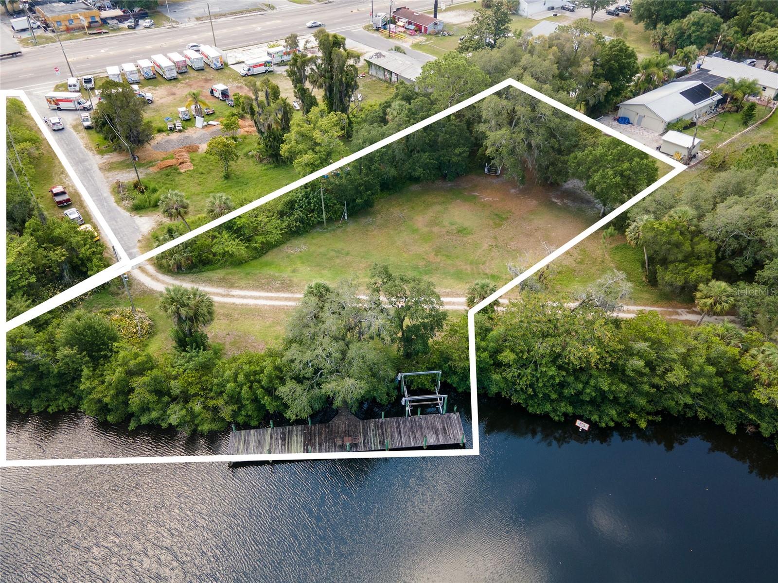 102 Dickman Dr Sw Property Photo 2