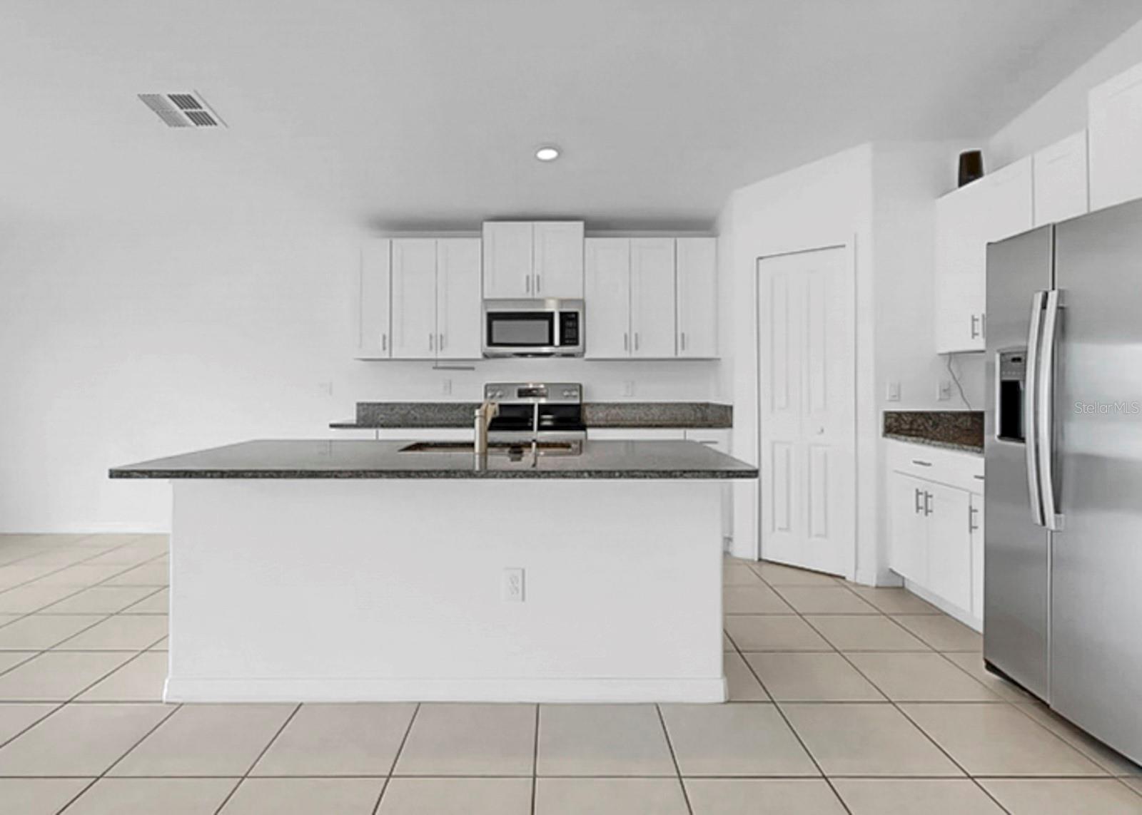 12873 Tripoli Ave Property Photo 17