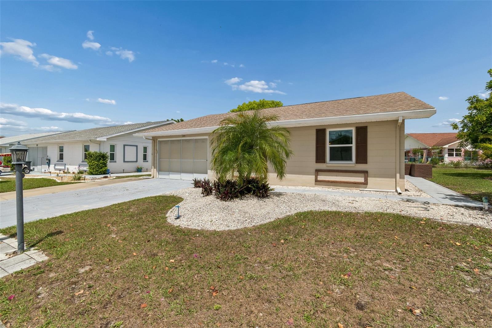 209 Genet Ct Property Photo 3