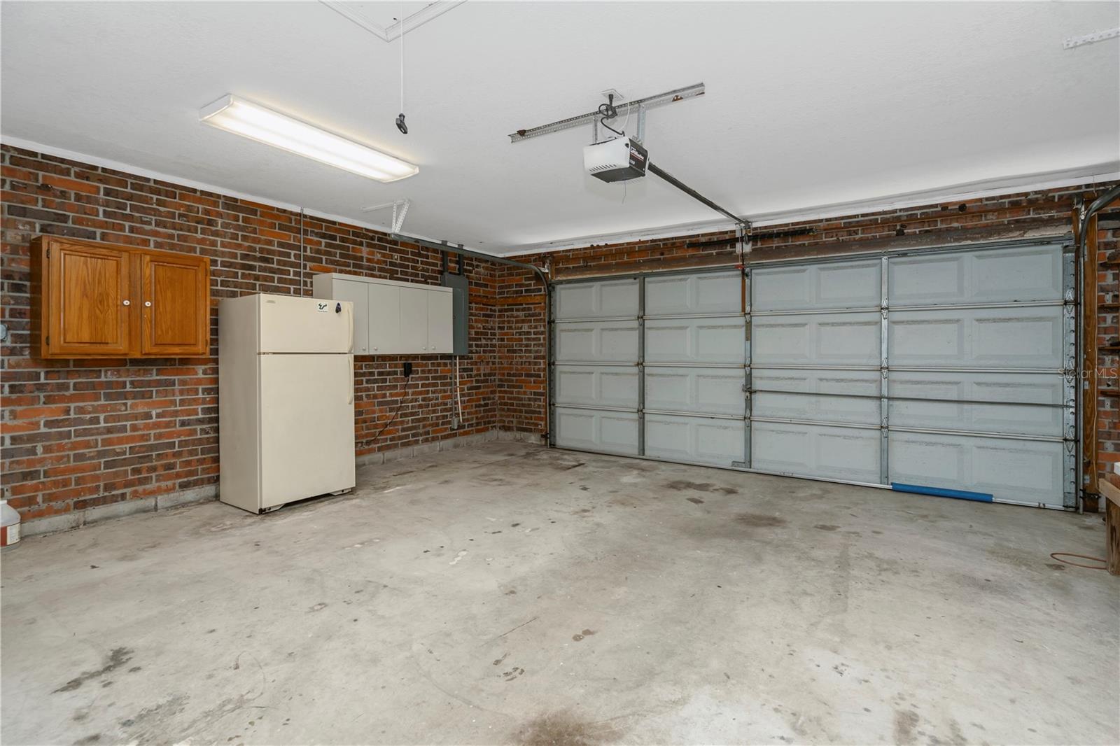 785 Duque Rd Property Photo 3