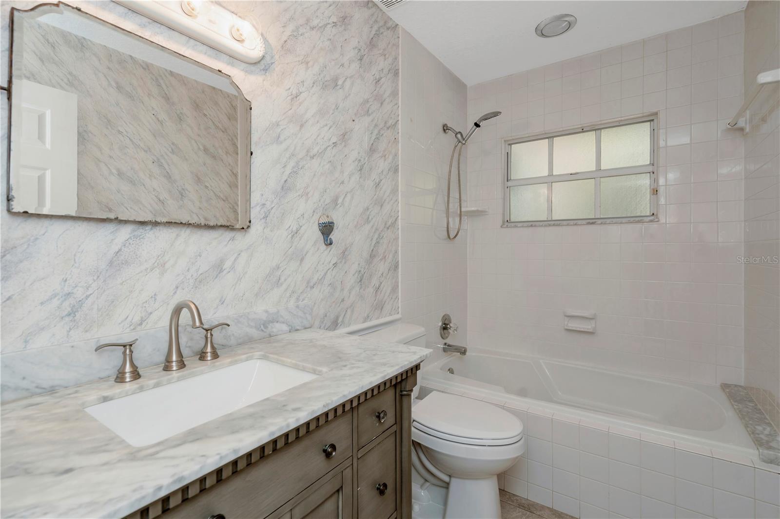 785 Duque Rd Property Photo 18