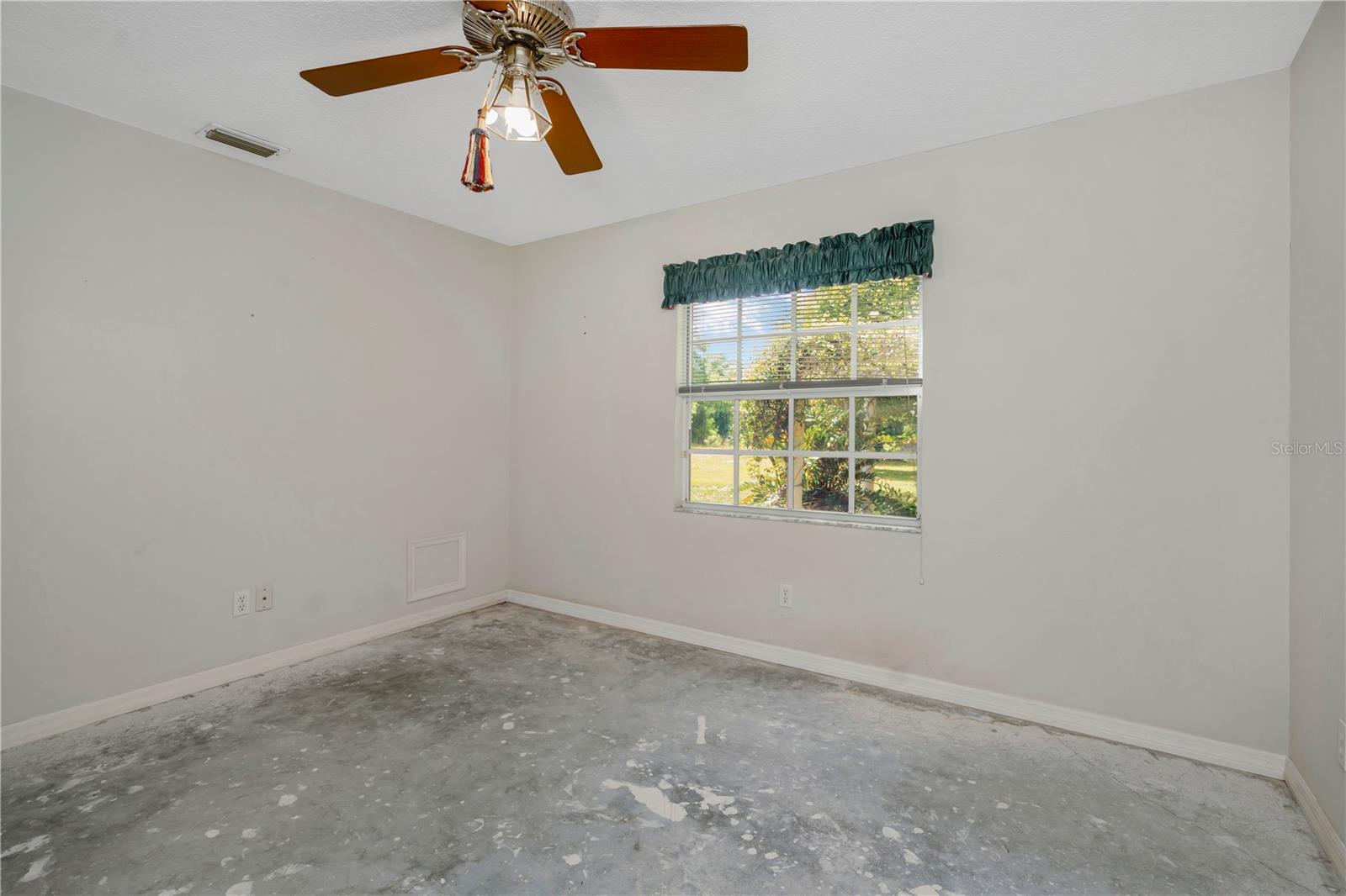 785 Duque Rd Property Photo 21