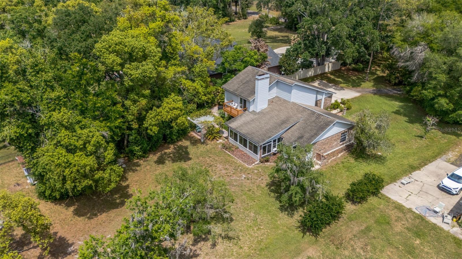 785 Duque Rd Property Photo 38