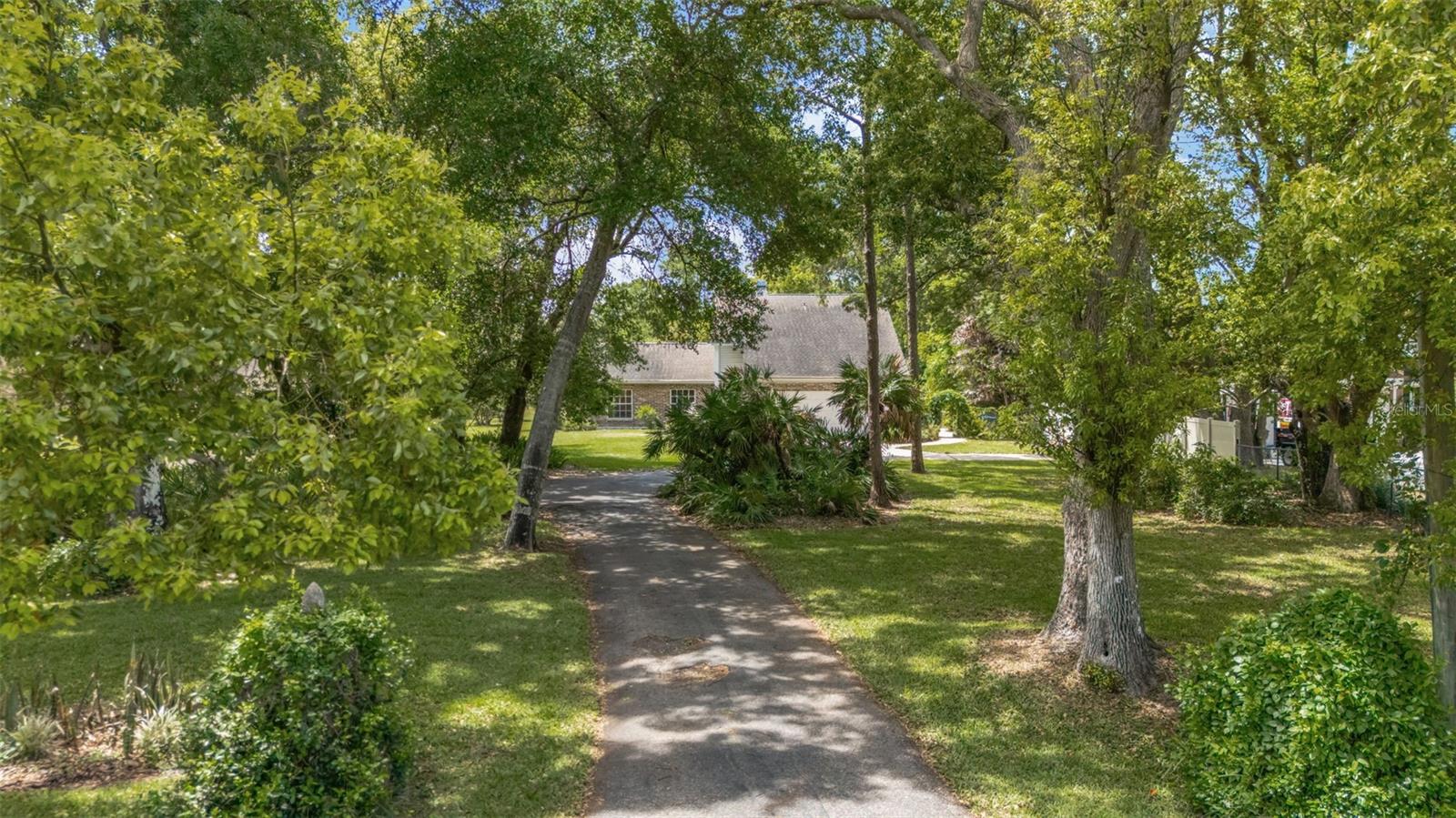 785 Duque Rd Property Photo 40