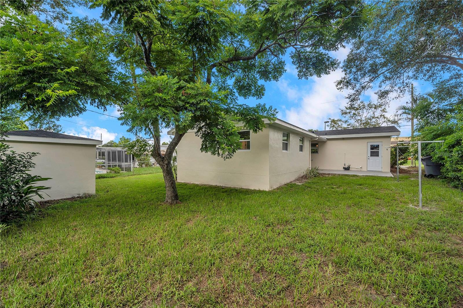 1515 Belleair Rd Property Photo 24