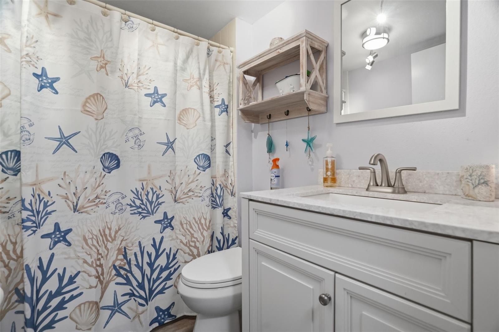 5557 Sea Forest Dr #215 Property Photo 7
