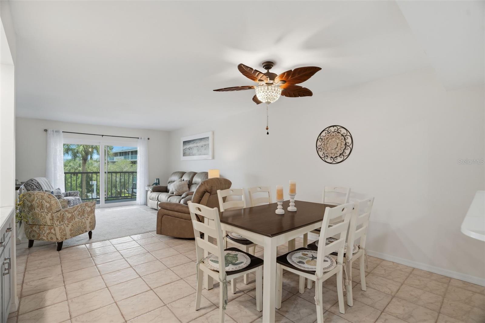 5557 Sea Forest Dr #215 Property Photo 19