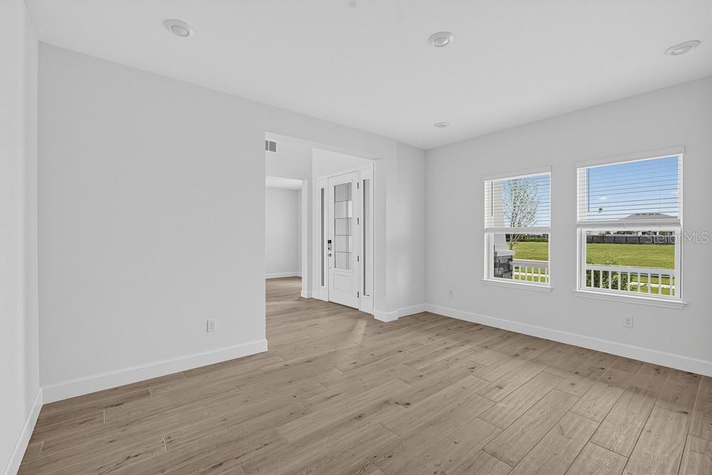 11270 Kingly Ln Property Photo 9