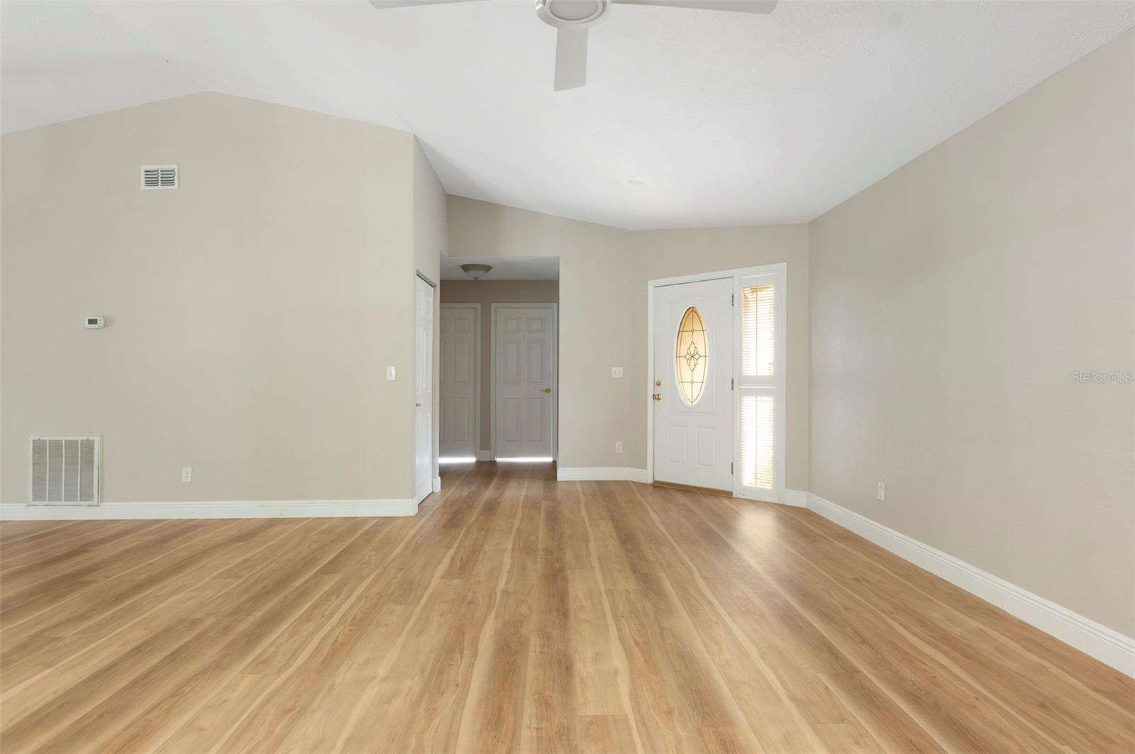 491 St Tropez Cir Ne Property Photo 6