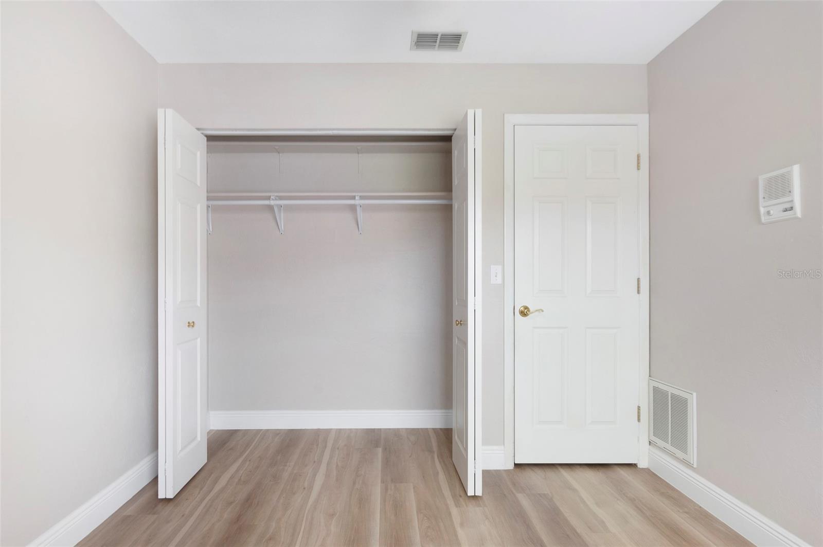 491 St Tropez Cir Ne Property Photo 16
