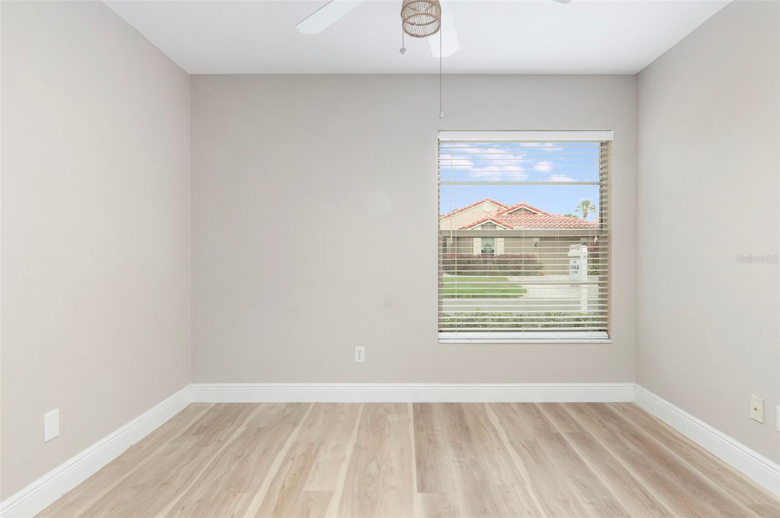 491 St Tropez Cir Ne Property Photo 17