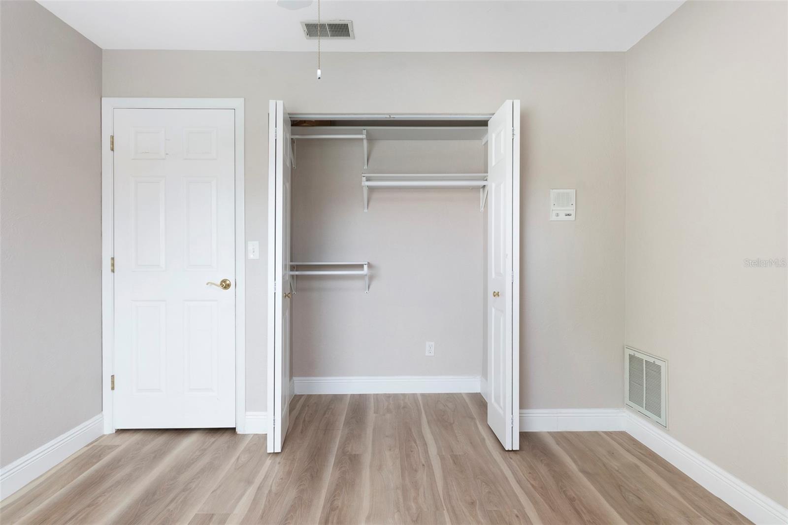 491 St Tropez Cir Ne Property Photo 18