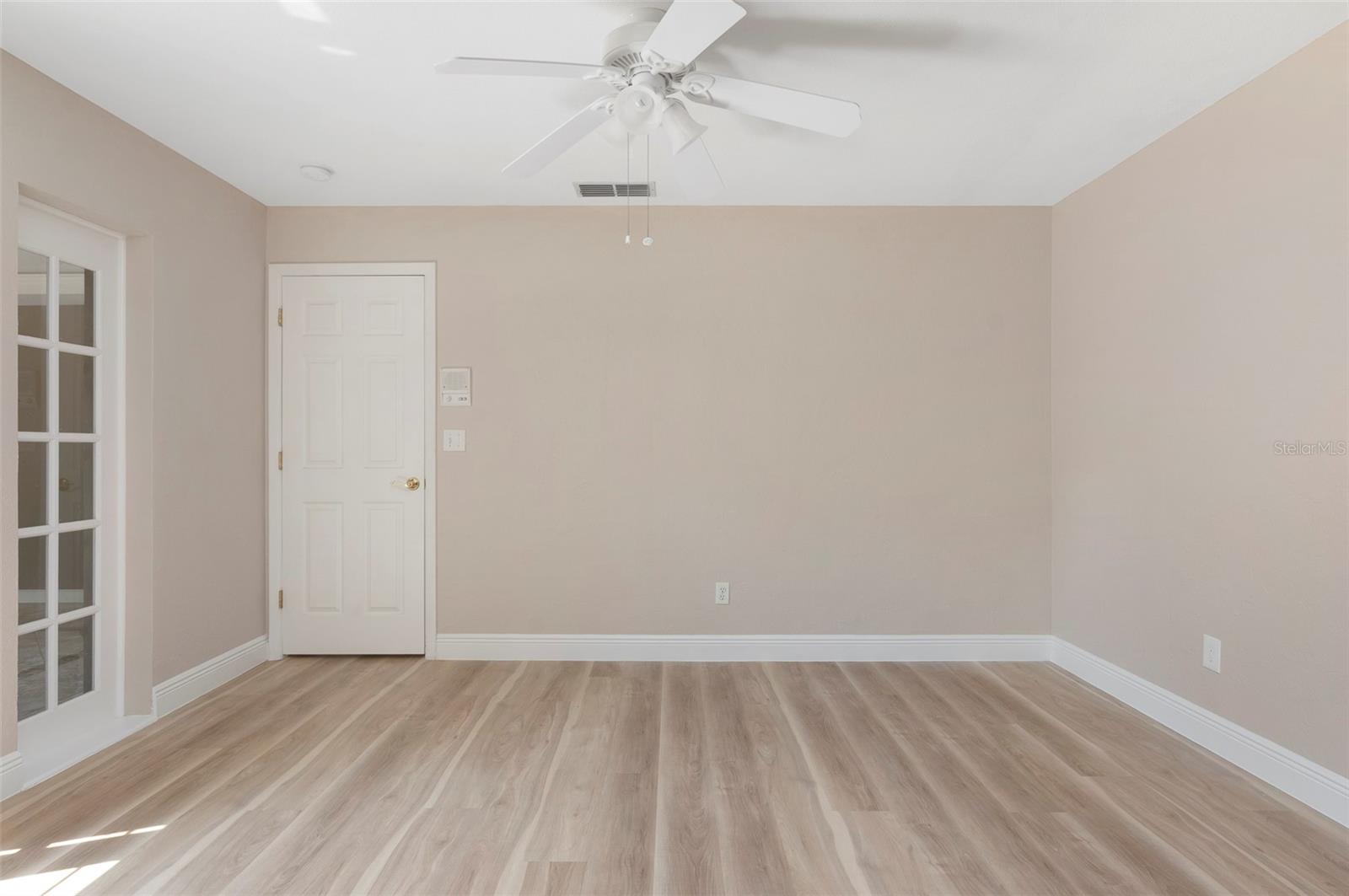 491 St Tropez Cir Ne Property Photo 24