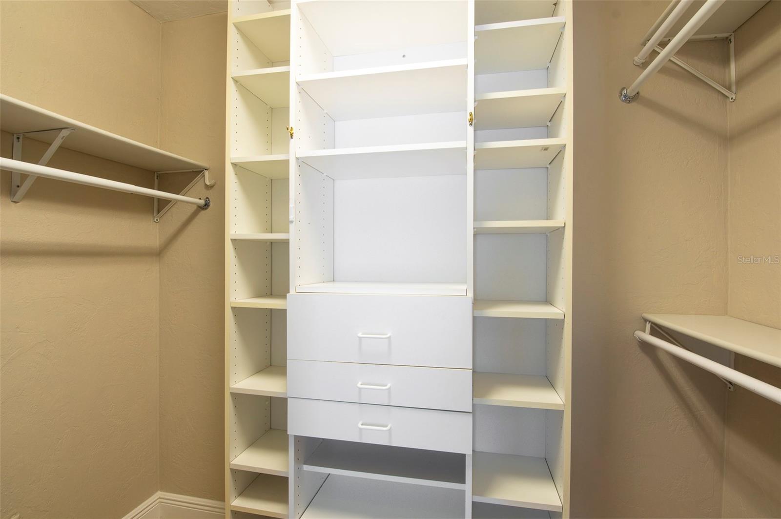 491 St Tropez Cir Ne Property Photo 25