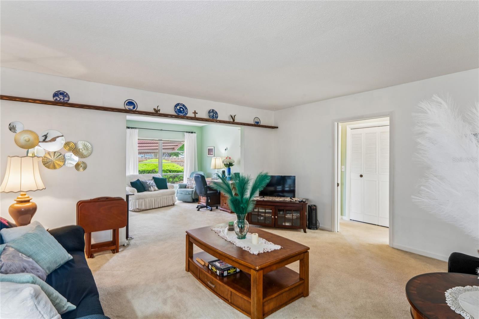 1611 S Lake Ave #1 Property Photo 11