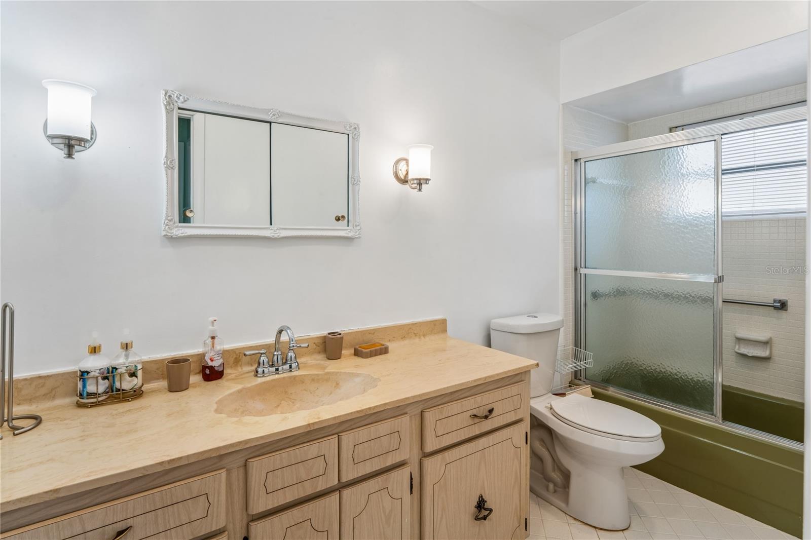 1611 S Lake Ave #1 Property Photo 15