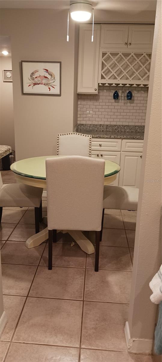 3295 Fox Chase #105 Property Photo 11