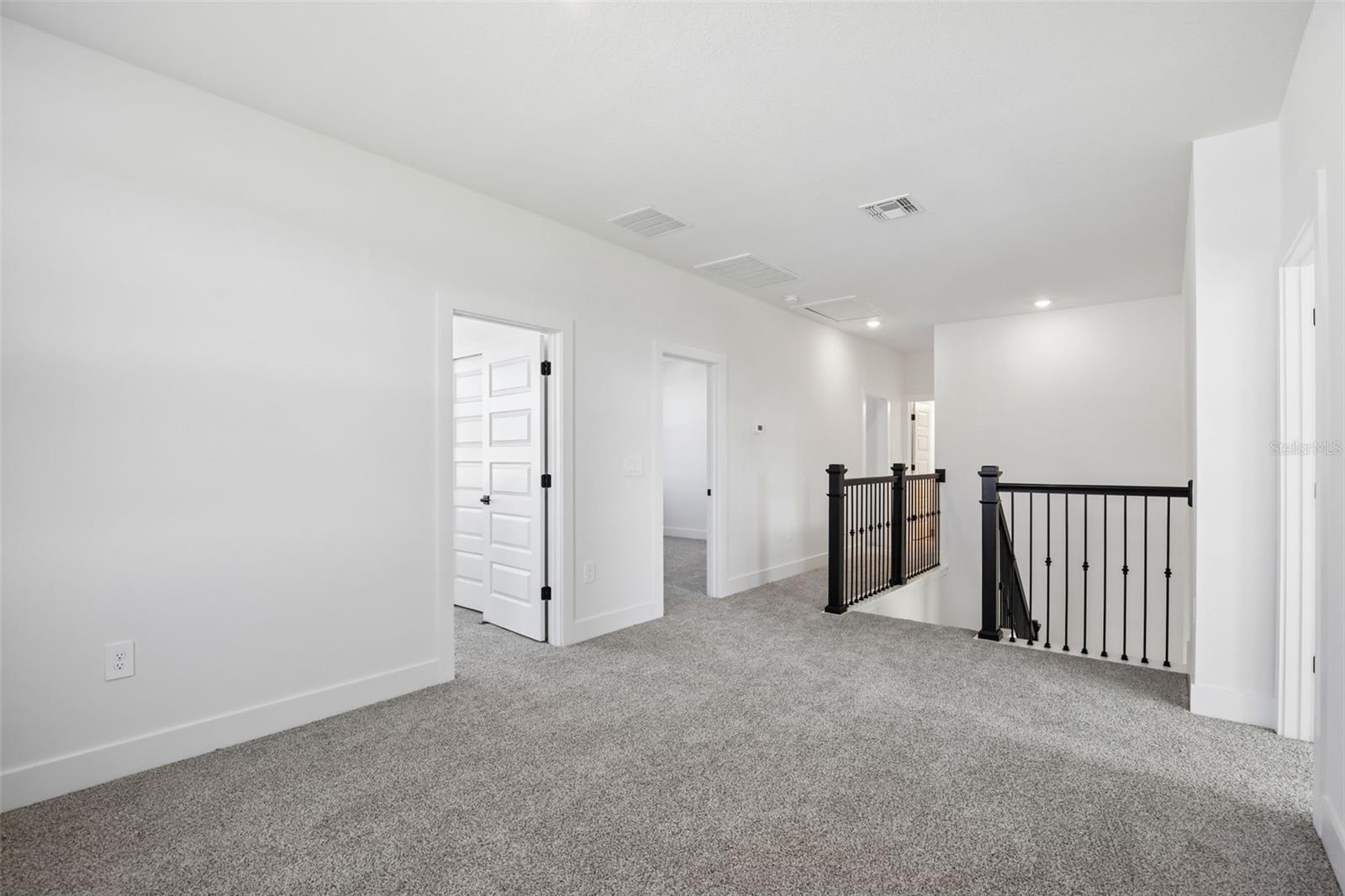 184 Shady Edge Loop Property Photo 20