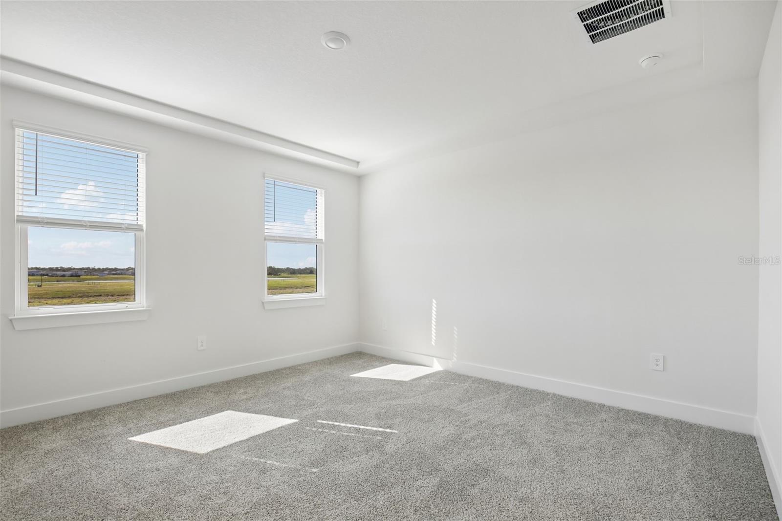 184 Shady Edge Loop Property Photo 21