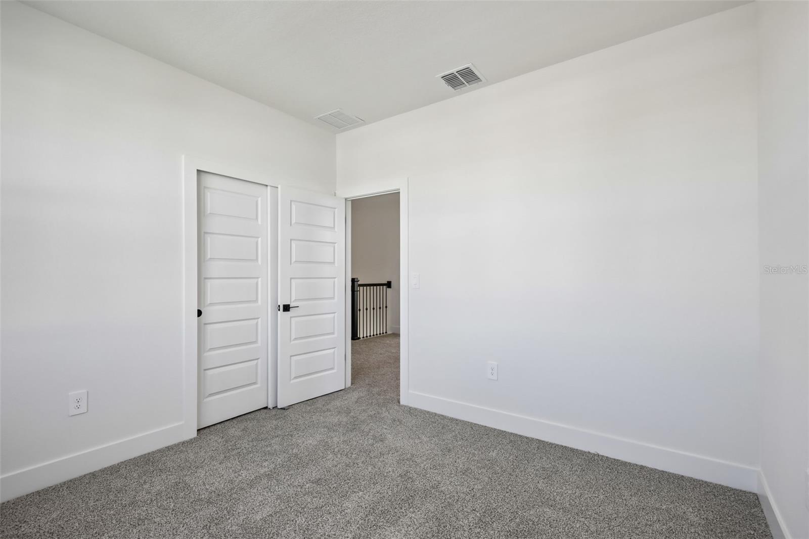 184 Shady Edge Loop Property Photo 27