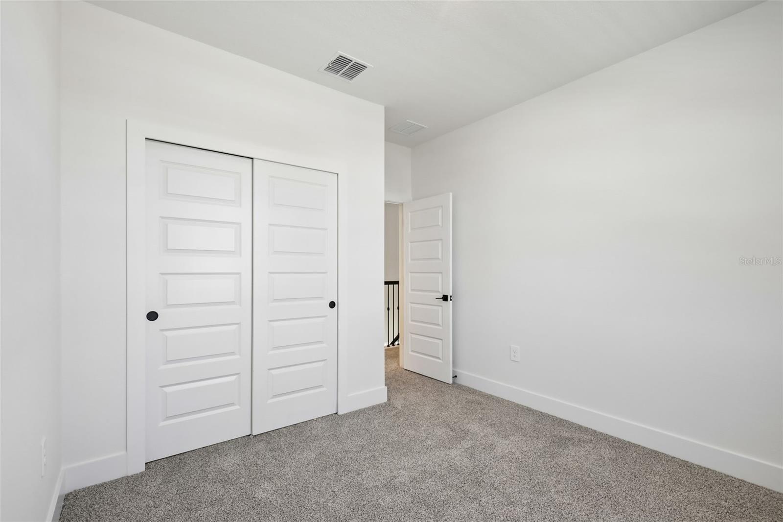 184 Shady Edge Loop Property Photo 31