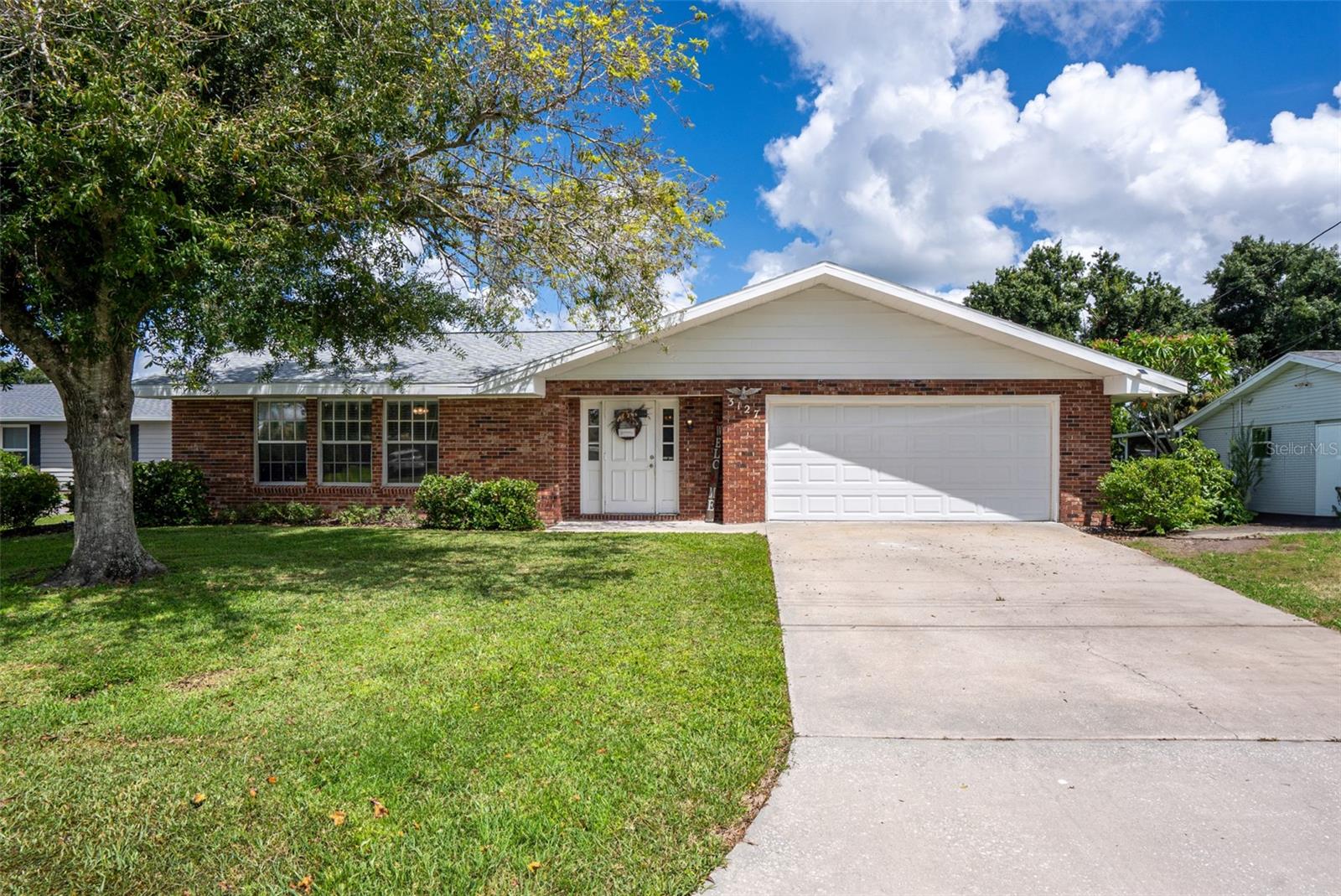 3127 Shannon Dr Property Photo 1