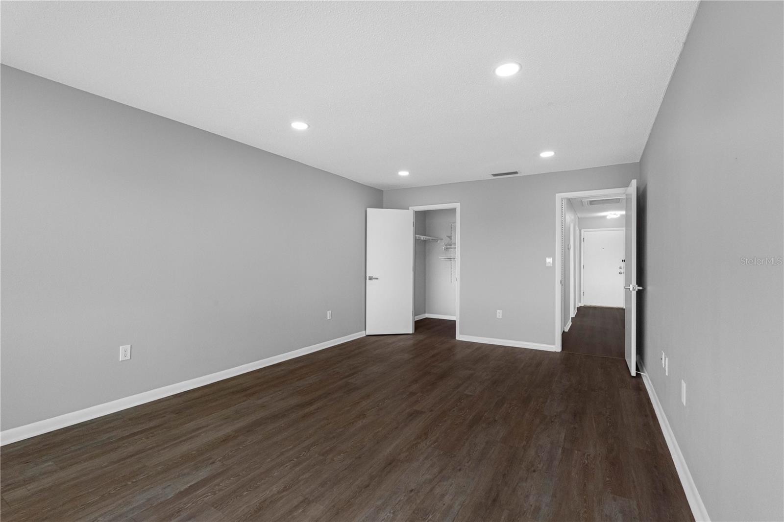 100 Bluff View Dr #404c Property Photo 20
