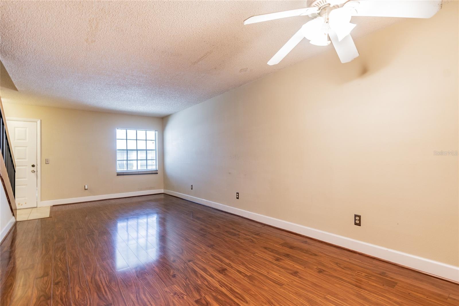 4875 W Mcelroy Ave #g208 Property Photo 7