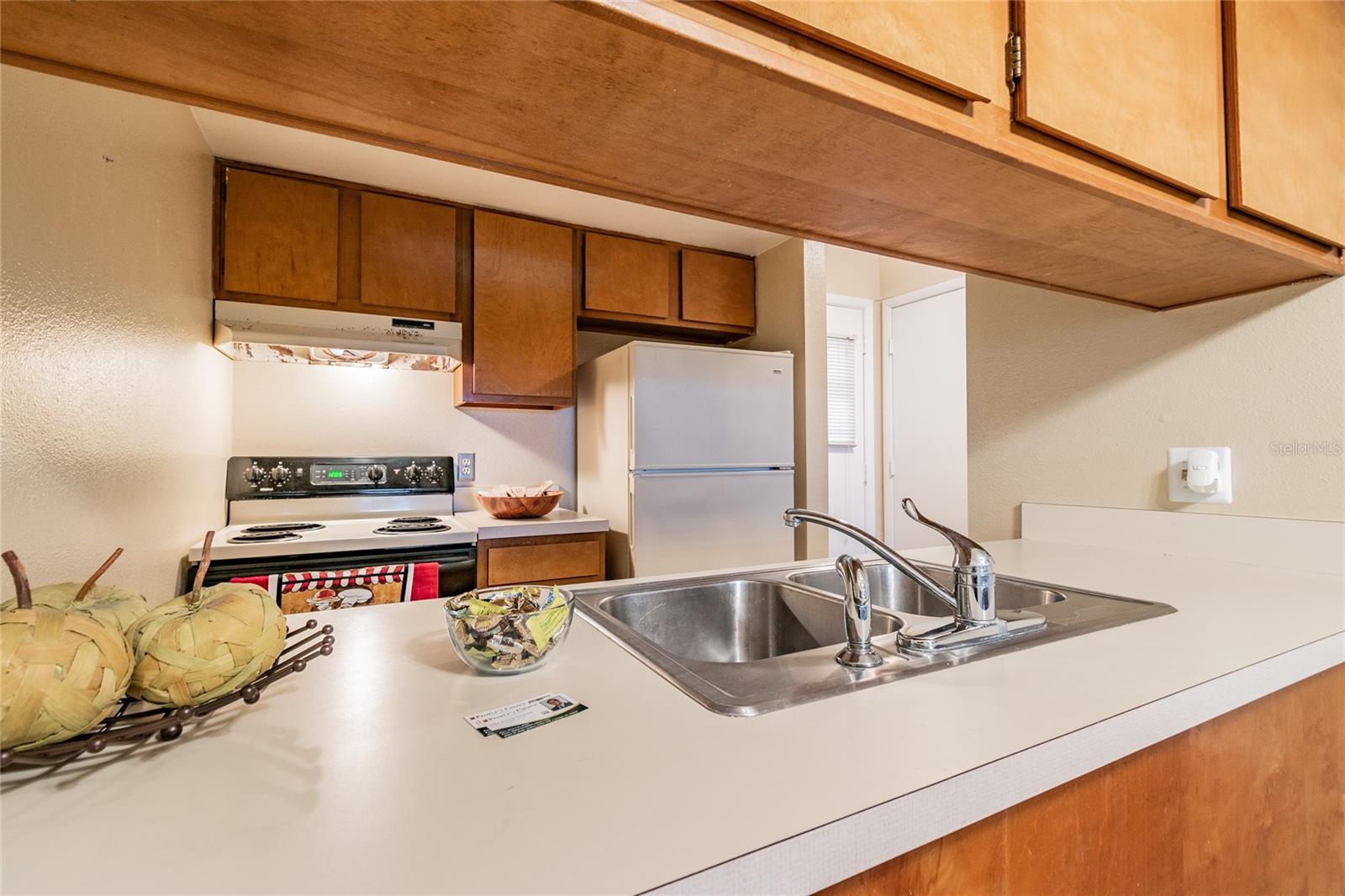 4875 W Mcelroy Ave #g208 Property Photo 11