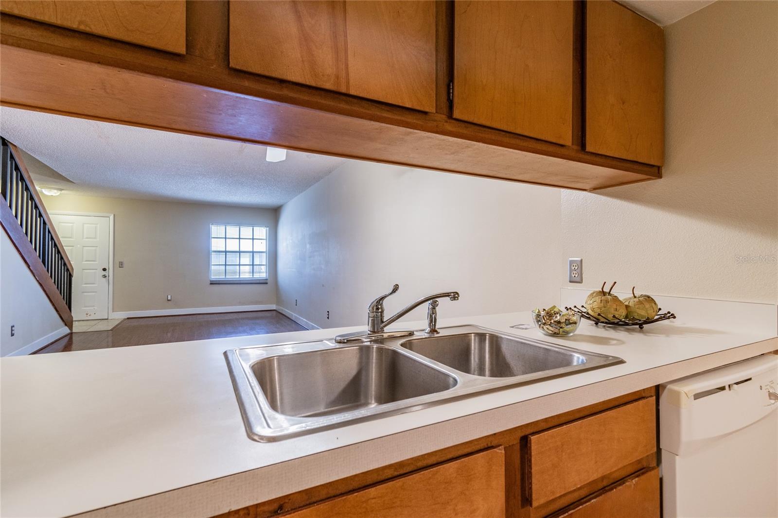 4875 W Mcelroy Ave #g208 Property Photo 12