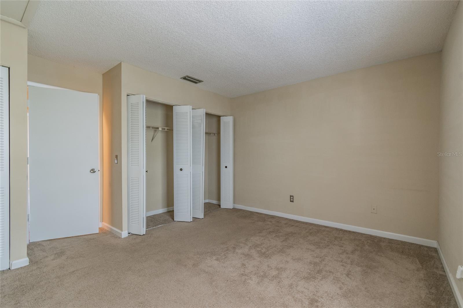 4875 W Mcelroy Ave #g208 Property Photo 18