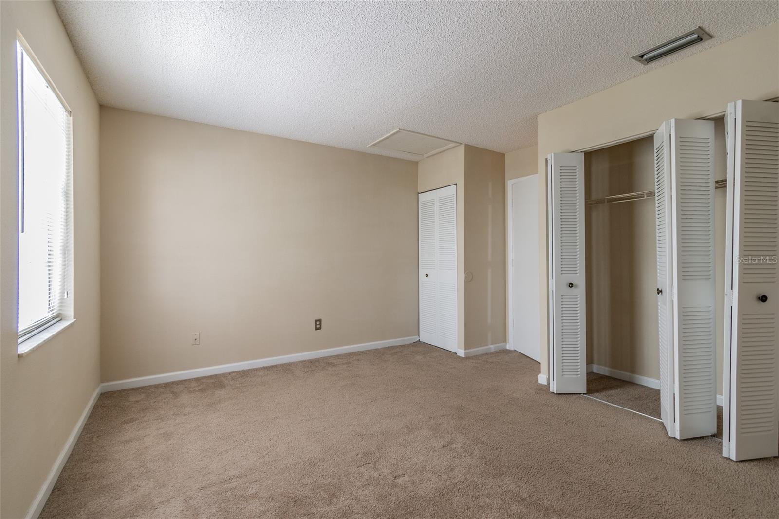 4875 W Mcelroy Ave #g208 Property Photo 19