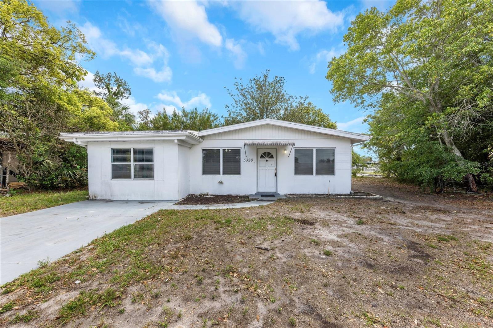5326 Berkley Rd Property Photo 1
