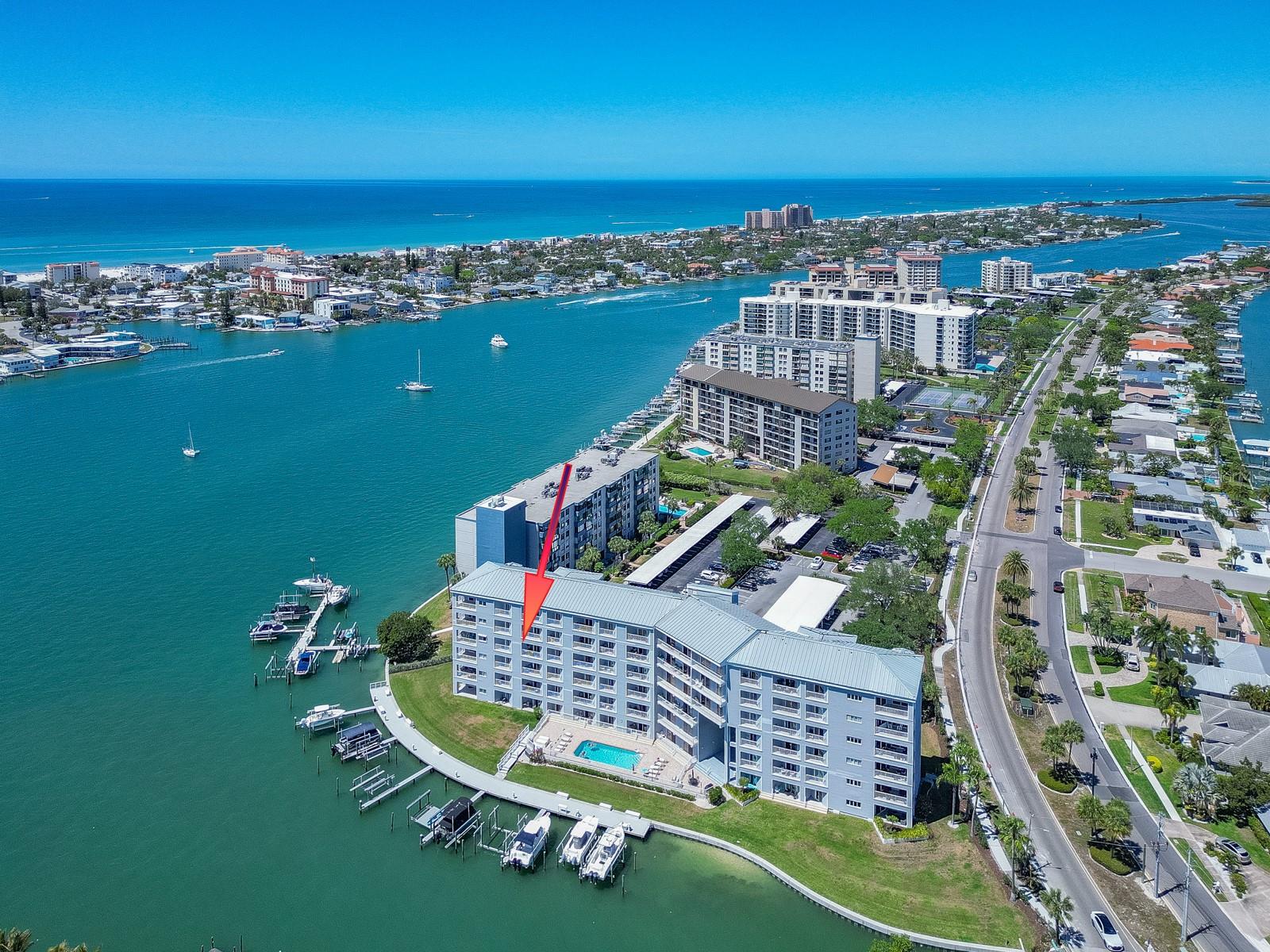 610 ISLAND WAY #407