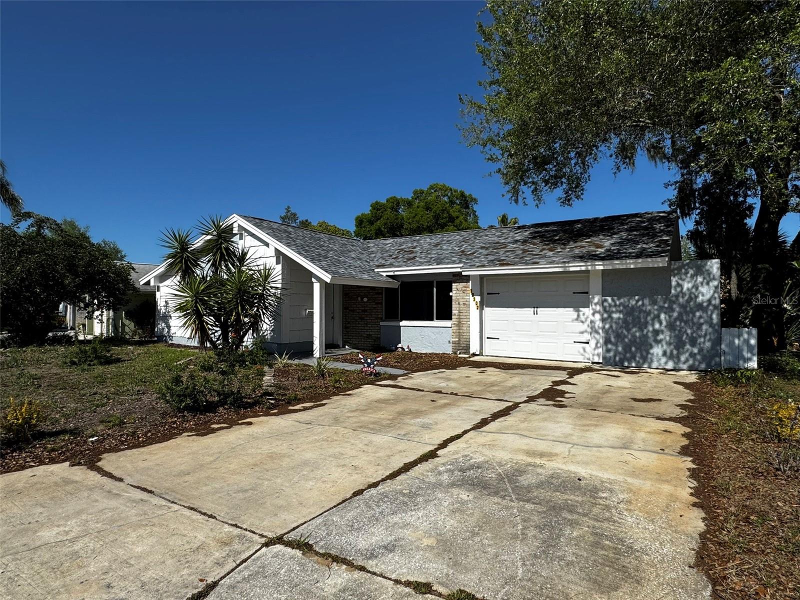 12302 Cobble Stone Dr Property Photo 2