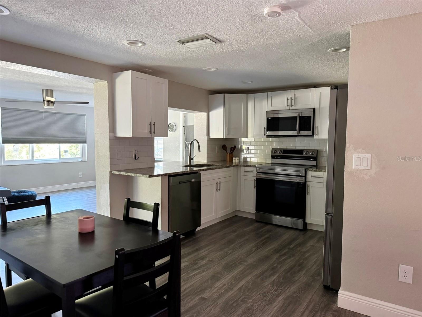 12302 Cobble Stone Dr Property Photo 9