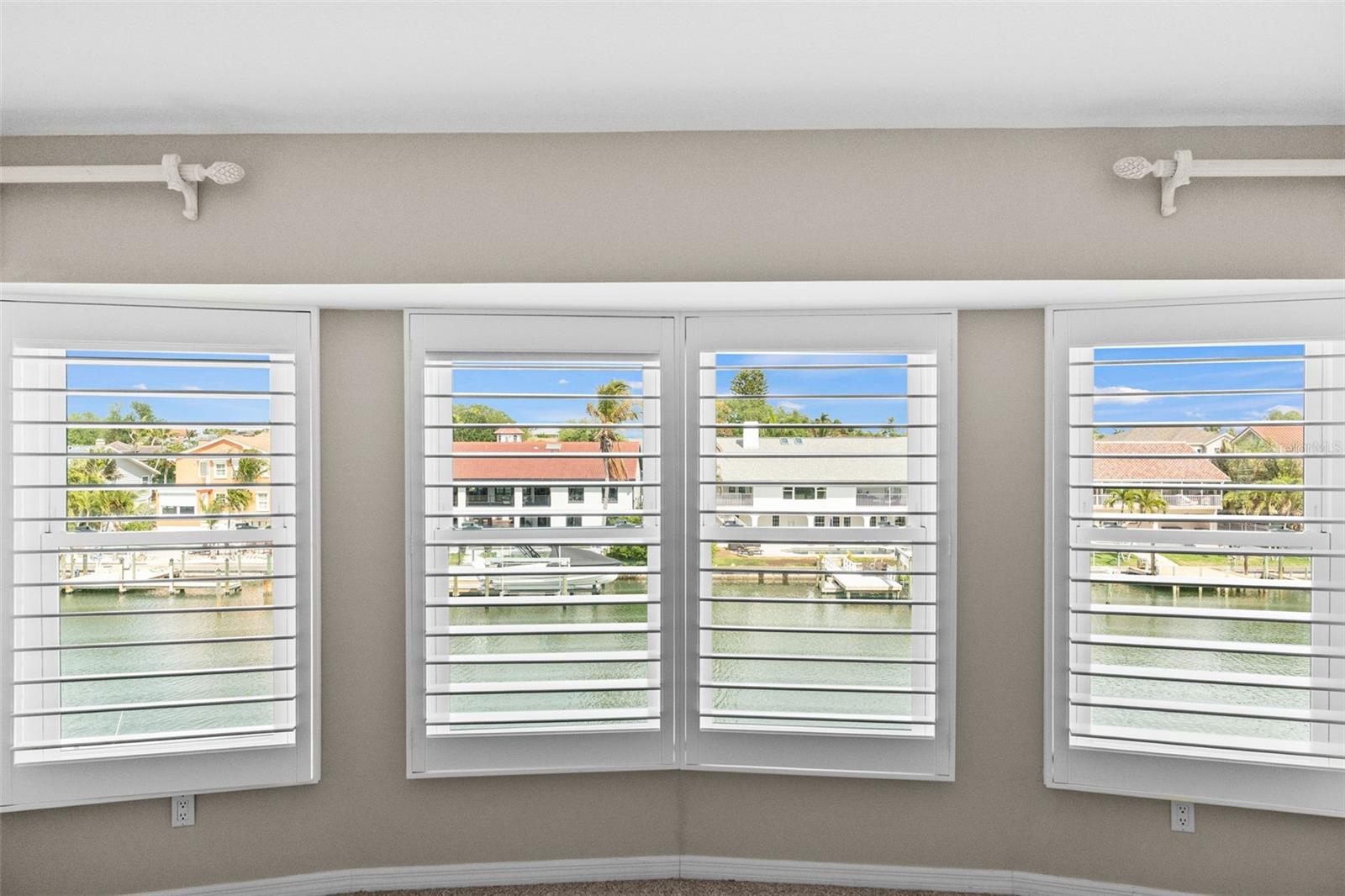1071 Pinellas Bayway S Property Photo 17